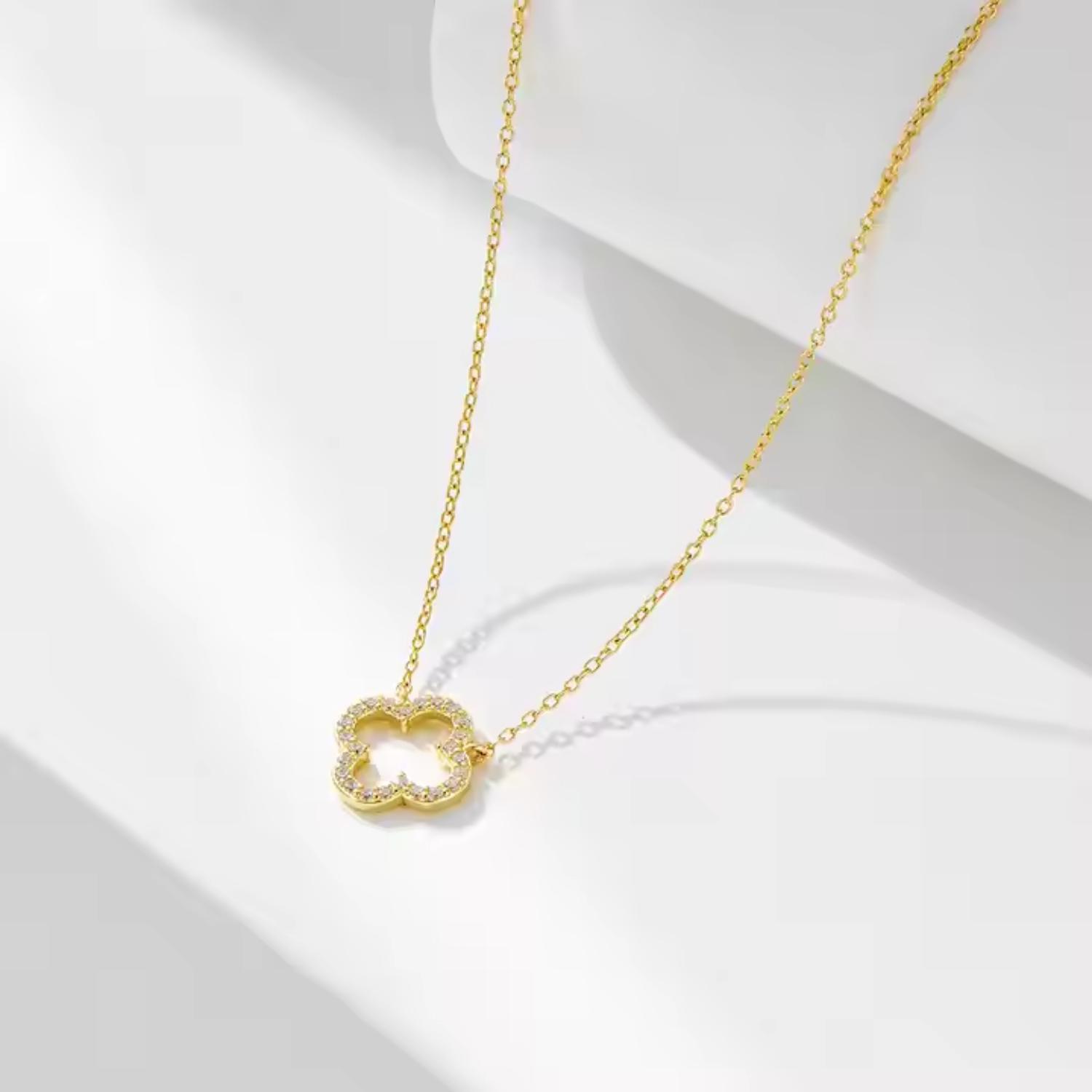 Klee Diamant Halskette