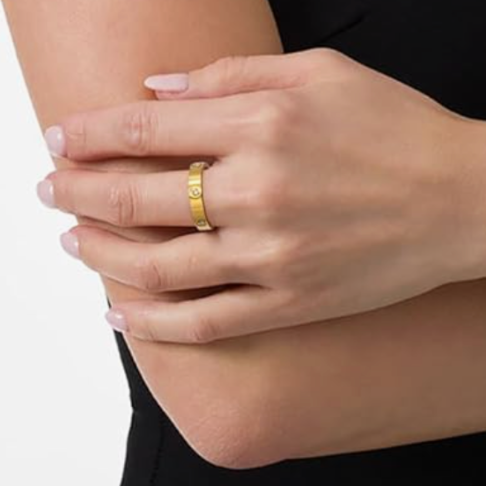 Love Gold Ring